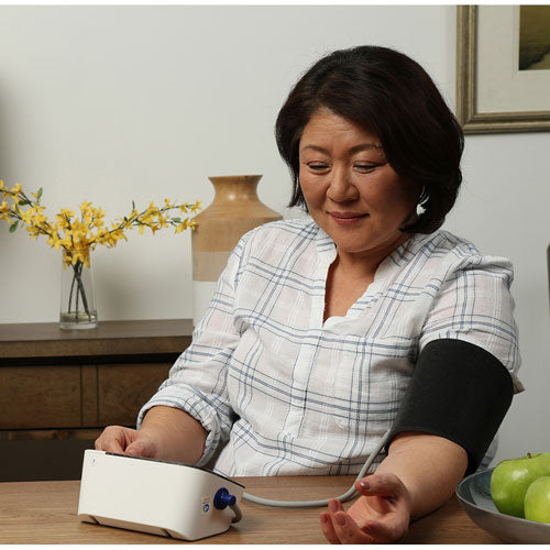 Upper Arm Blood Pressure Monitor | OMRON® | Medical Device