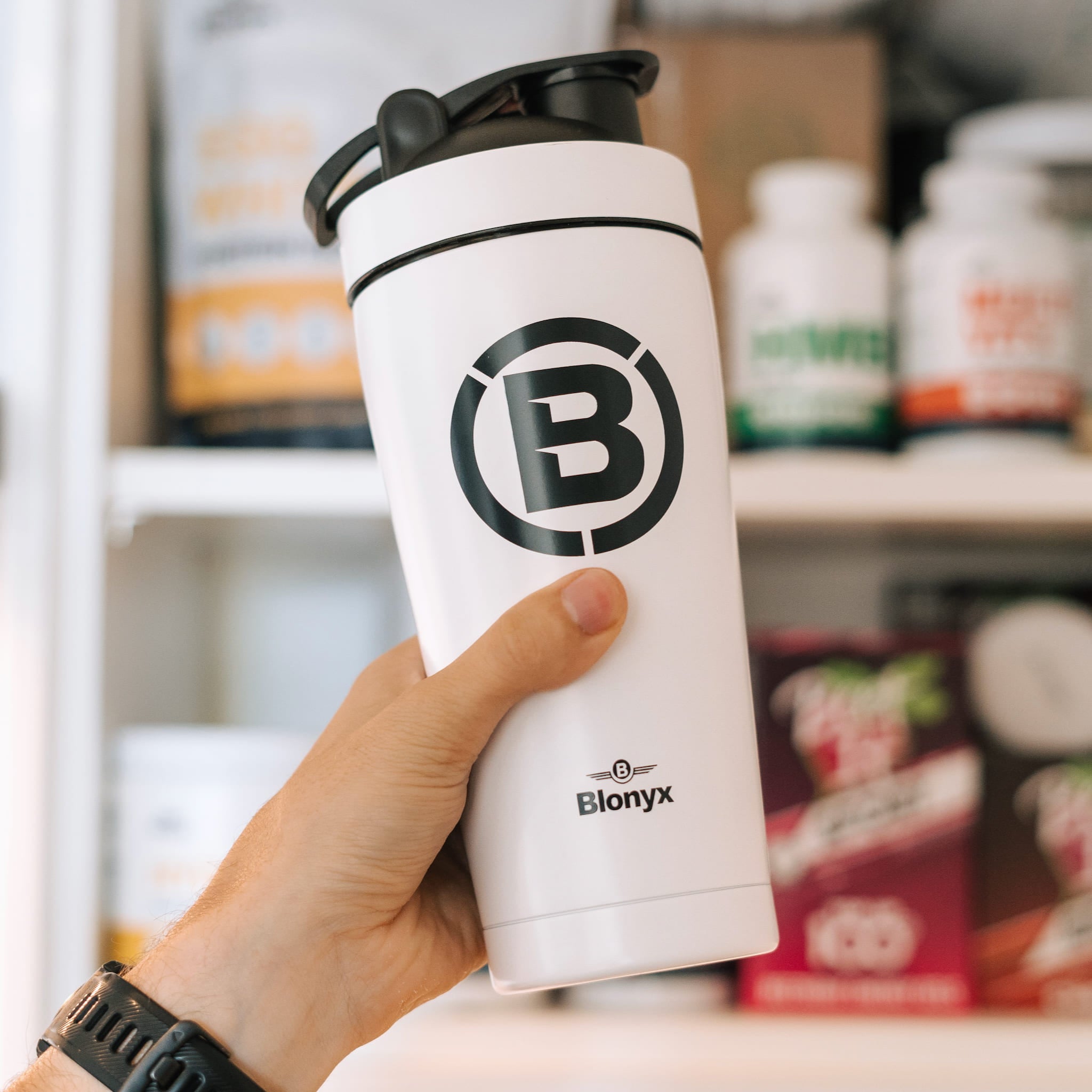Blonyx Stainless Steel Shaker Cup - White