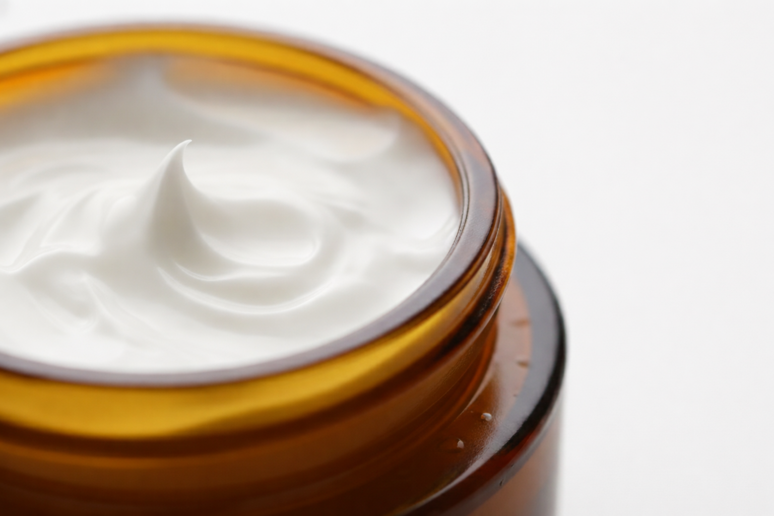 Climate-Adaptive Botanical Day Cream™
